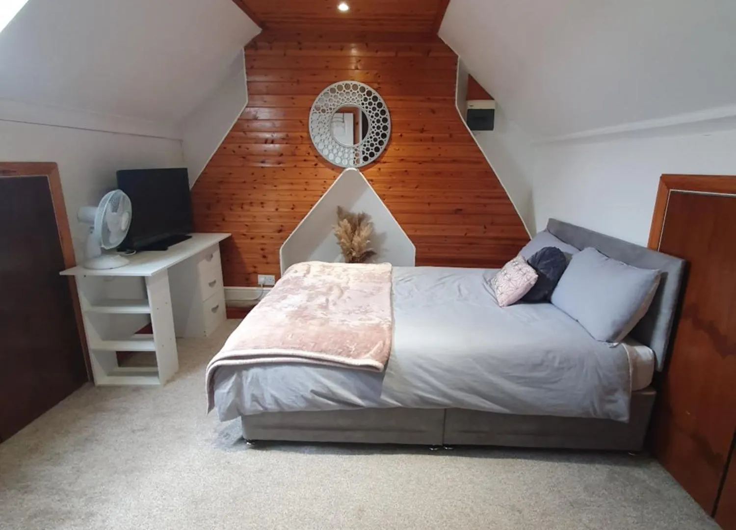 Private Double Room In 카디프 0*,  영국