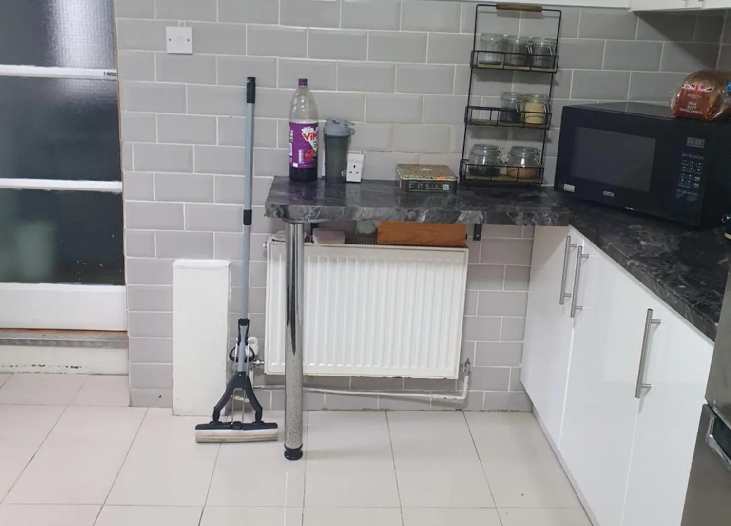 Private Double Room In Cardiff